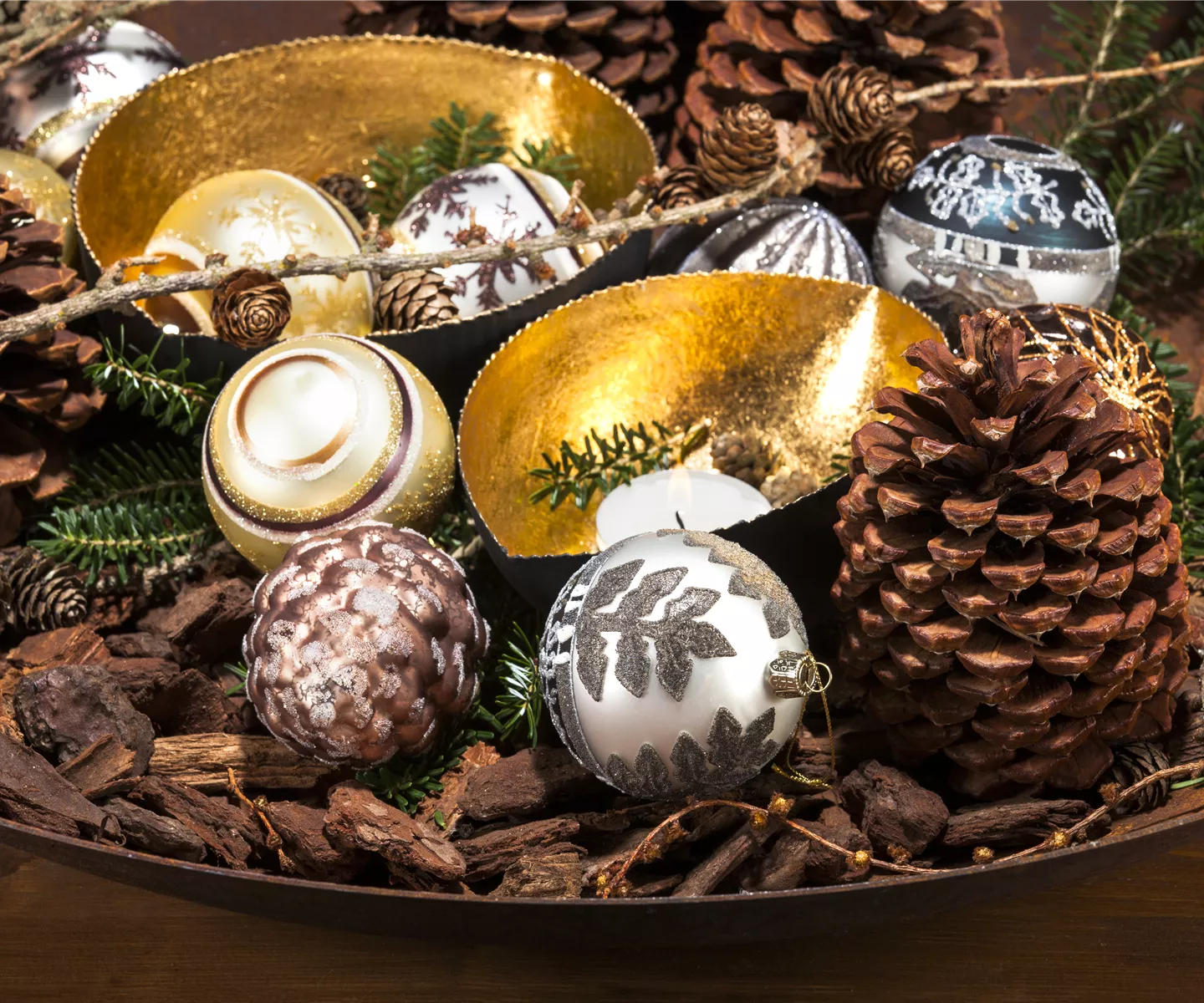 Naturmaterialien für den Adventsschmuck